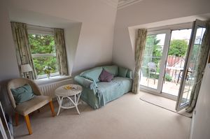 Photo 8- click for photo gallery